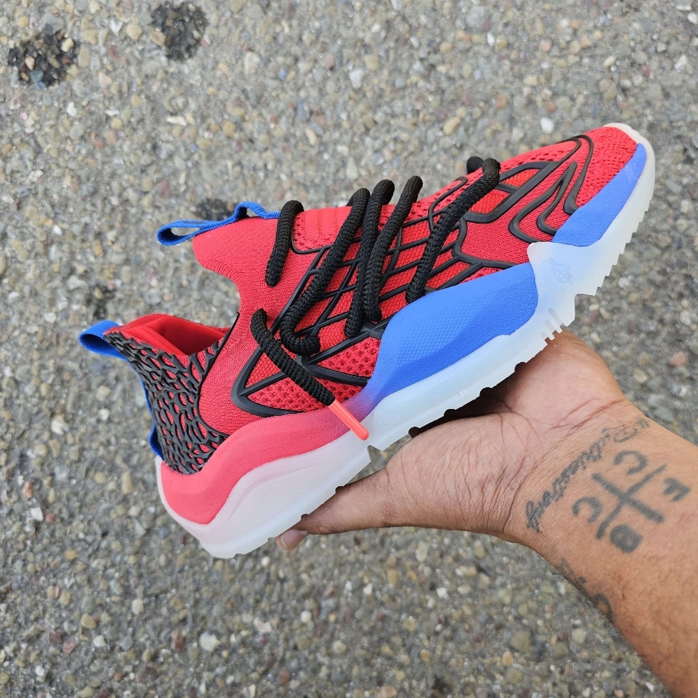 Sia Collective V3 "Sia Verse" Men's Size 15